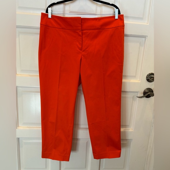 LOFT Pants - LOFT straight leg ankle cropped pants